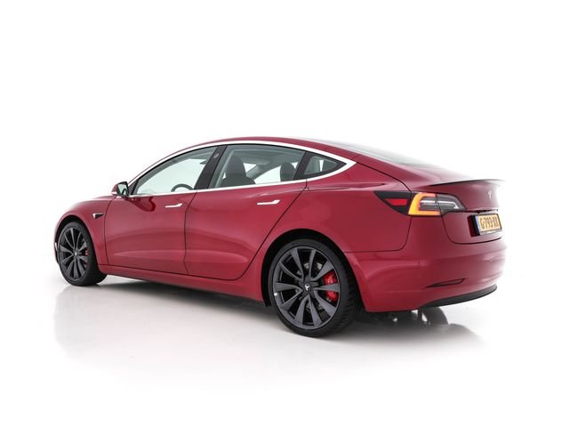 Tesla Model 3 Performance 75 kWh AWD [ Phase-3 ] (INCL-BTW) Aut. *PANO | PILOTE AUTOMATIQUE | ENTIÈREMENT LED | CUIR NAPPA | COCKPIT NUMÉRIQUE | ADAPT.CRUISE | SANS CLÉ | VUE PANORAMIQUE | DAB | APP-CONNECT | PACK MÉMOIRE | ASSISTANCE DE VOIE | SIÈGES SPORT | 20″ALU*