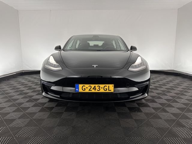 Tesla Model 3 Standard RWD Plus 60 kWh [ 3-Fase ] (INCL-BTW) Aut. *PANO | PILOTE AUTOMATIQUE | CUIR NAPPA | SANS CLÉ | ENTIÈREMENT LED | PACK MÉMOIRE | VUE PANORAMIQUE | DAB | APP-CONNECT | DIGI-COCKPIT | LANE-ASSIST | SIÈGES CONFORT | 18″ALU*