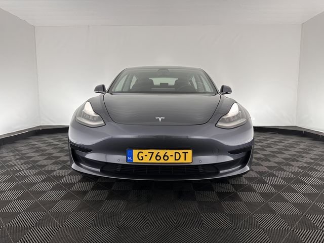 Tesla Model 3 Standard RWD Plus 60 kWh [ 3-Fase ] (INCL-BTW) Aut. *PANO | PILOTE AUTOMATIQUE | CUIR NAPPA | SANS CLÉ | ENTIÈREMENT LED | PACK MÉMOIRE | VUE PANORAMIQUE | DAB | APP-CONNECT | DIGI-COCKPIT | LANE-ASSIST | SIÈGES CONFORT | 18″ALU*