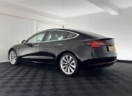 Tesla Model 3 Standard RWD Plus 60 kWh [ 3-Fase ] (INCL-BTW) Aut. *PANO | PILOTE AUTOMATIQUE | CUIR NAPPA | SANS CLÉ | ENTIÈREMENT LED | PACK MÉMOIRE | VUE PANORAMIQUE | DAB | APP-CONNECT | DIGI-COCKPIT | LANE-ASSIST | SIÈGES CONFORT | 19″ALU*