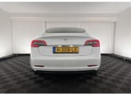 Tesla Model 3 Standard RWD Plus 60 kWh [ 3-Fase ] *PANO | PILOTE AUTOMATIQUE | CUIR NAPPA | SANS CLÉ | ENTIÈREMENT LED | PACK MÉMOIRE | VUE PANORAMIQUE | DAB | APP-CONNECT | DIGI-COCKPIT | LANE-ASSIST | SIÈGES CONFORT | 18″ALU*