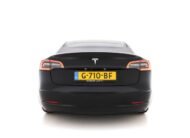 Tesla Model 3 Standard RWD Plus 60 kWh [ 3-Fase ] (INCL-BTW) Aut. *PANO | PILOTE AUTOMATIQUE | NAPPA-PLEIN | SANS CLÉ | ENTIÈREMENT LED | PACK MÉMOIRE | VUE PANORAMIQUE | DAB | APP-CONNECT | COCKPIT VIRTUEL | ASSISTANCE DE VOIE | SIÈGES CONFORT | 18″ALU*