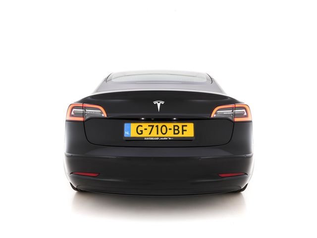 Tesla Model 3 Standard RWD Plus 60 kWh [ 3-Fase ] (INCL-BTW) Aut. *PANO | PILOTE AUTOMATIQUE | NAPPA-PLEIN | SANS CLÉ | ENTIÈREMENT LED | PACK MÉMOIRE | VUE PANORAMIQUE | DAB | APP-CONNECT | COCKPIT VIRTUEL | ASSISTANCE DE VOIE | SIÈGES CONFORT | 18″ALU*