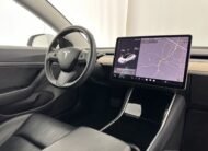 Tesla Model 3 Standard RWD Plus 60 kWh [ 3-Fase ] *PANO | PILOTE AUTOMATIQUE | CUIR NAPPA | SANS CLÉ | ENTIÈREMENT LED | PACK MÉMOIRE | VUE PANORAMIQUE | DAB | APP-CONNECT | DIGI-COCKPIT | LANE-ASSIST | SIÈGES CONFORT | 19″ALU*