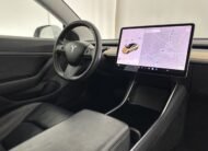 Tesla Model 3 Standard RWD Plus 60 kWh [ 3-Fase ] (INCL-BTW) Aut. *PANO | PILOTE AUTOMATIQUE | CUIR NAPPA ENTIÈREMENT UTILISÉ | SANS CLÉ | LED ENTIÈREMENT UTILISÉ | PACK MÉMOIRE | VUE PANORAMIQUE | DAB | CONNEXION À L’APPLICATION | COCKPIT VIRTUEL | ASSISTANCE AU SUIVI DE LA VOIE | SIÈGES CONFORT | 18″ALU*
