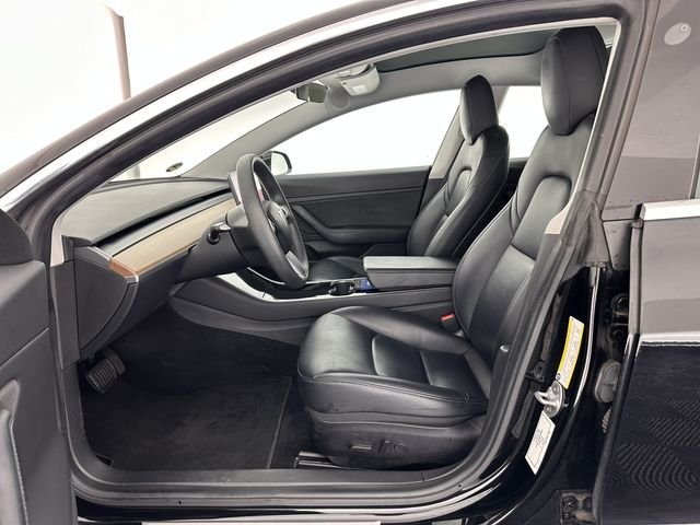 Tesla Model 3 Standard RWD Plus 60 kWh [ 3-Fase ] (INCL-BTW) Aut. *PANO | PILOTE AUTOMATIQUE | CUIR NAPPA | SANS CLÉ | ENTIÈREMENT LED | PACK MÉMOIRE | VUE PANORAMIQUE | DAB | APP-CONNECT | DIGI-COCKPIT | LANE-ASSIST | SIÈGES CONFORT | 18″ALU*