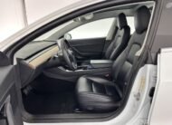 Tesla Model 3 Standard RWD Plus 60 kWh [ 3-Fase ] *PANO | PILOTE AUTOMATIQUE | CUIR NAPPA | SANS CLÉ | ENTIÈREMENT LED | PACK MÉMOIRE | VUE PANORAMIQUE | DAB | APP-CONNECT | DIGI-COCKPIT | LANE-ASSIST | SIÈGES CONFORT | 18″ALU*