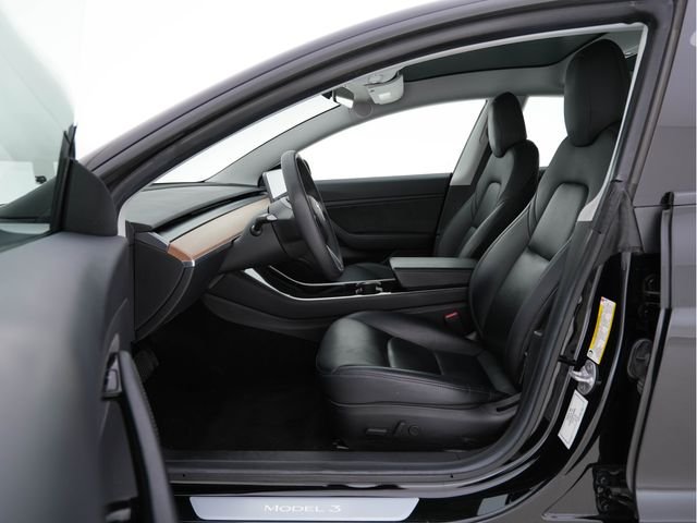 Tesla Model 3 Standard RWD Plus 60 kWh [ 3-Fase ] (INCL-BTW) Aut. *PANO | PILOTE AUTOMATIQUE | NAPPA-PLEIN | SANS CLÉ | ENTIÈREMENT LED | PACK MÉMOIRE | VUE PANORAMIQUE | DAB | APP-CONNECT | COCKPIT VIRTUEL | ASSISTANCE DE VOIE | SIÈGES CONFORT | 18″ALU*