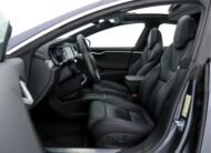 Tesla Model S 100D – 245 Kw AWD [ 3-Fase ] (INCL-BTW) *PANO | VOLANT | ENTIÈREMENT LED | COCKPIT VIRTUEL | VUE PÉRIPHÉRIQUE | PILOTE AUTOMATIQUE | SUSPENSION PNEUMATIQUE | SANS CLÉ | CRUISE | SIÈGES SPORT | 19″ ALU*