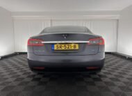 Tesla Model S 100D AWD [ 3-Fase ] (INCL-BTW) *PANO | CUIR NAPPA ENTIÈREMENT | PILOTE AUTOMATIQUE | SUSPENSION PNEUMATIQUE | LED ENTIÈREMENT | ADAPT.CRUISE | SANS CLÉ | PACK MÉMOIRE | VUE PANORAMIQUE | COCKPIT NUMÉRIQUE | SIÈGES CONFORT | 19 » ALU*