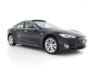 Tesla Model S 85 Base Tech-Pack Sound-Studio-Package [3-Fase] (INCL-BTW) *SUPERCHARGE GRATUITE* *PANO | SANS CLÉ | VOLLEDER | NAVI-FULLMAP | FULL-LED | CAMÉRA | DAB | CRUISE | SIÈGES CONFORT | 19″ALU*